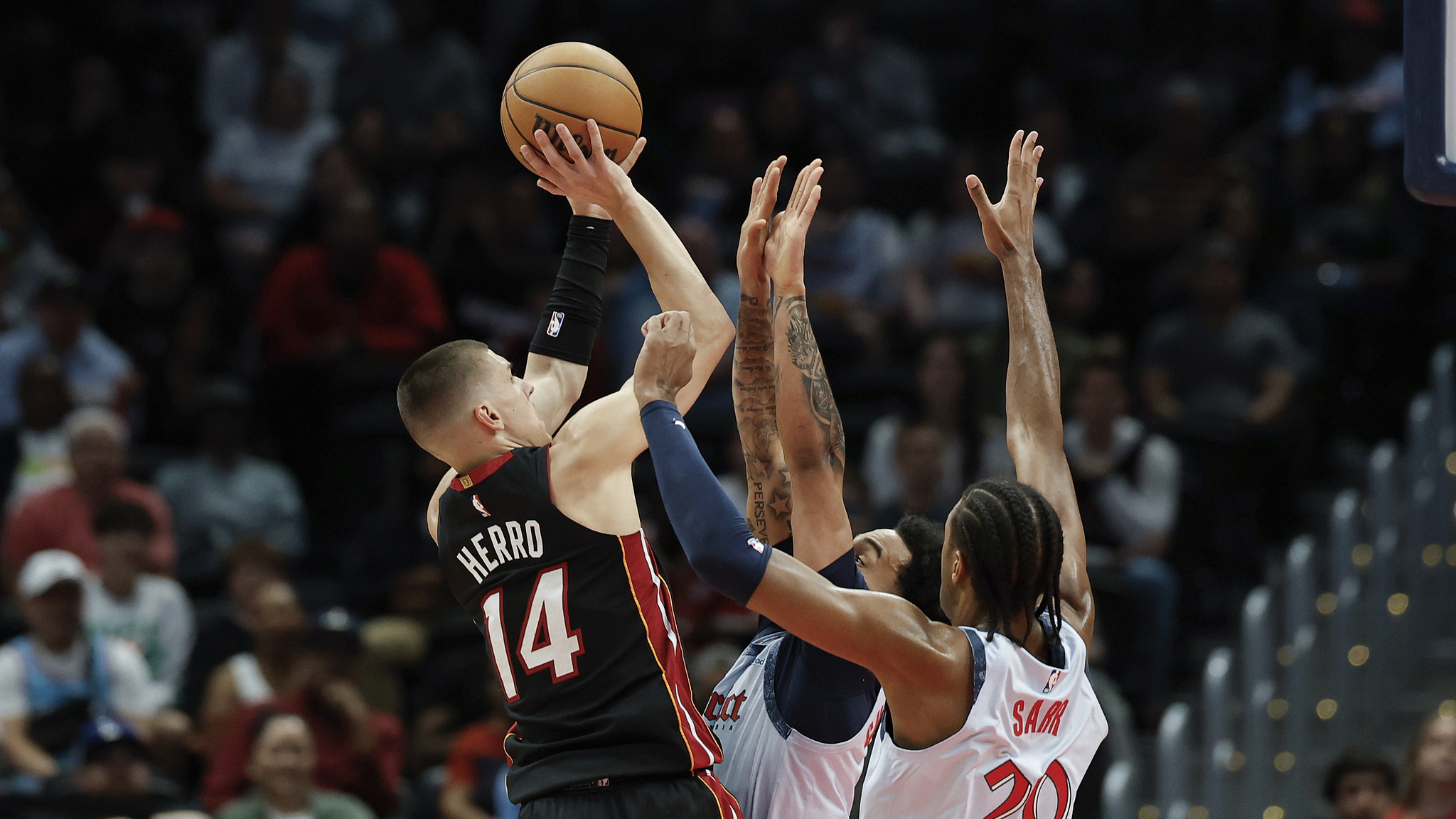 热火战胜奇才，取得九连胜的简单介绍