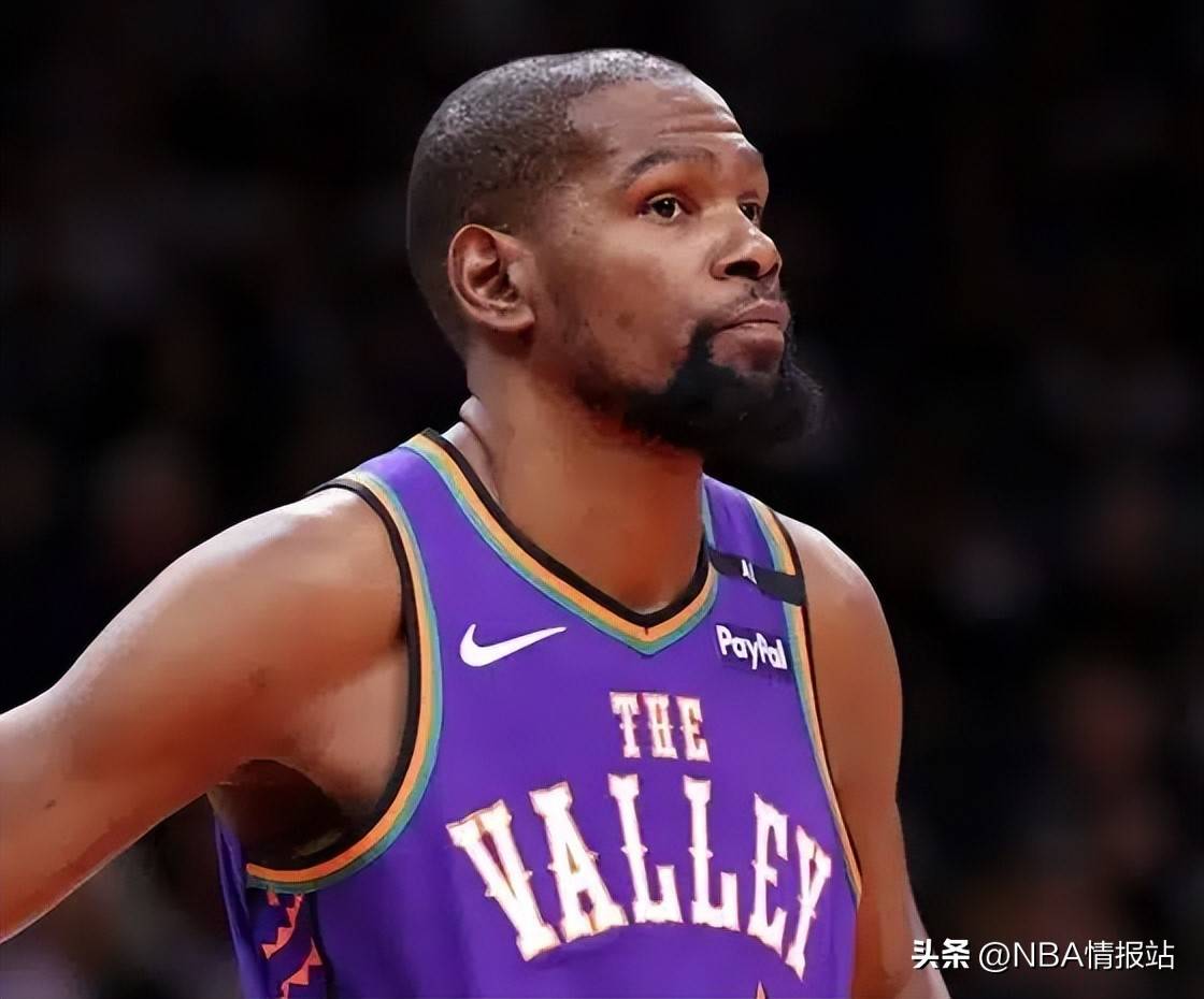 杜兰特狂轰60分，勇士轻松击败快船的简单介绍