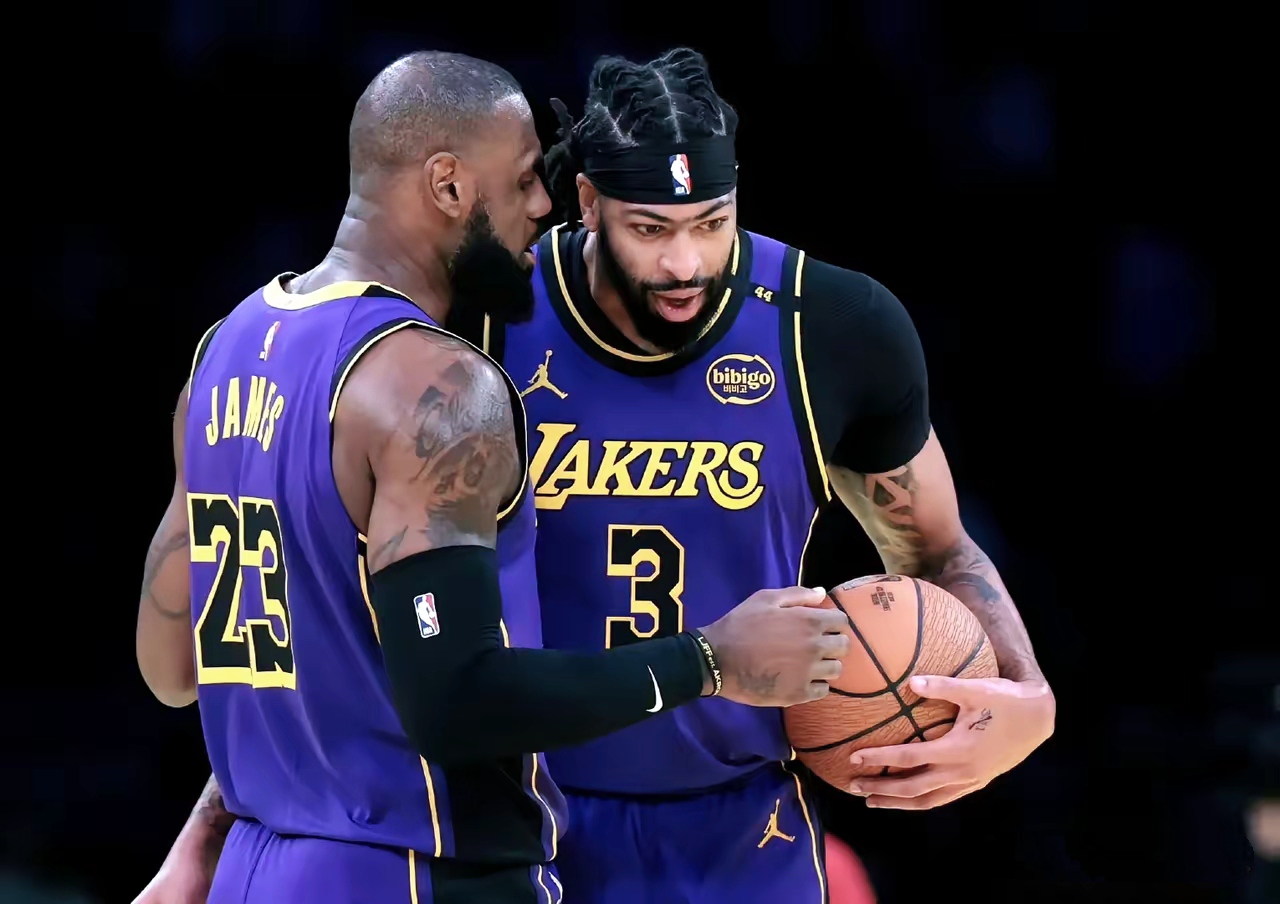 开云体育平台APP-尼克斯队客场险胜湖人