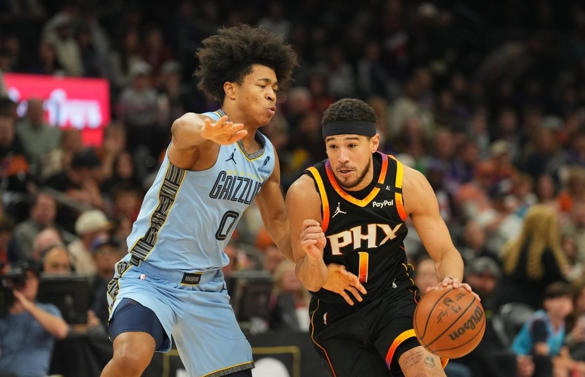 灰熊主场力克太阳，全队表现出色