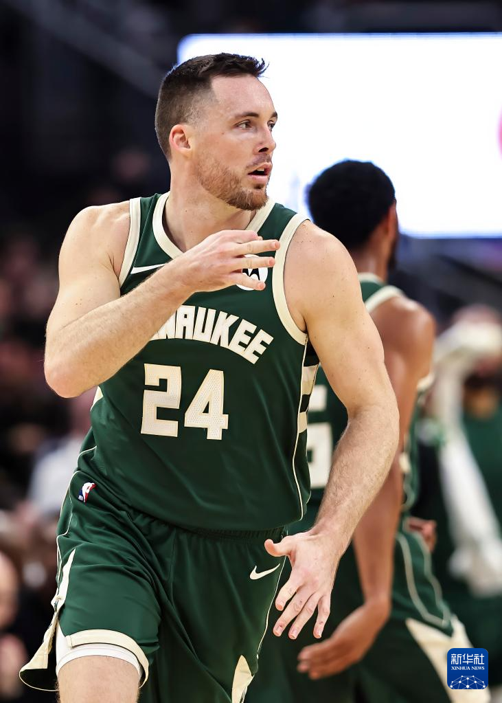 雄鹿全面压制骑士，取得胜利