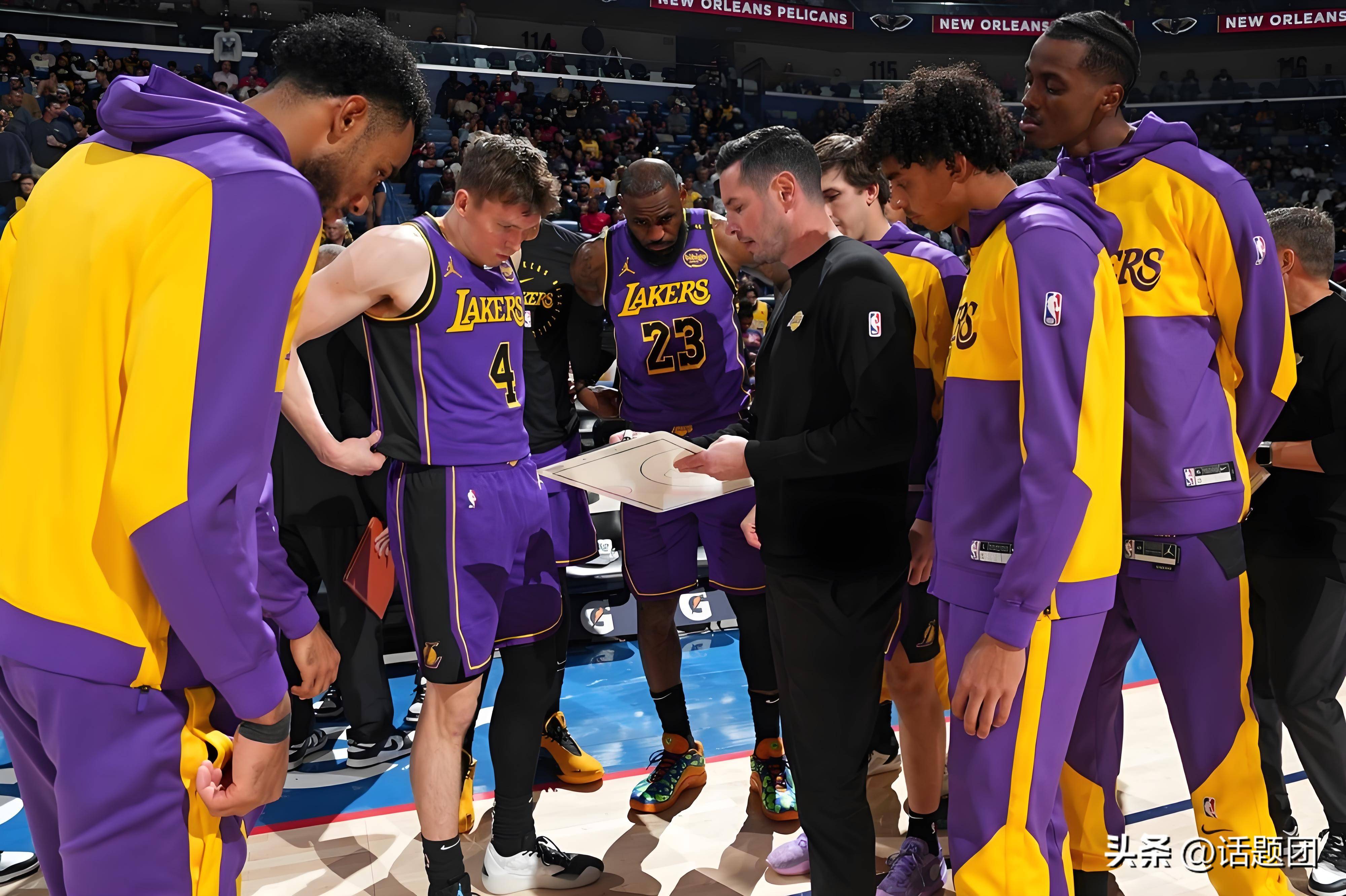 包含湖人完胜澳大利亚男篮，波尔津吉斯关键制胜的词条