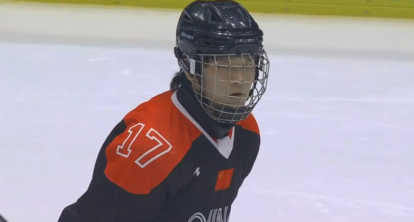 包含连胜势头难挡！冰球豪取十连胜的词条