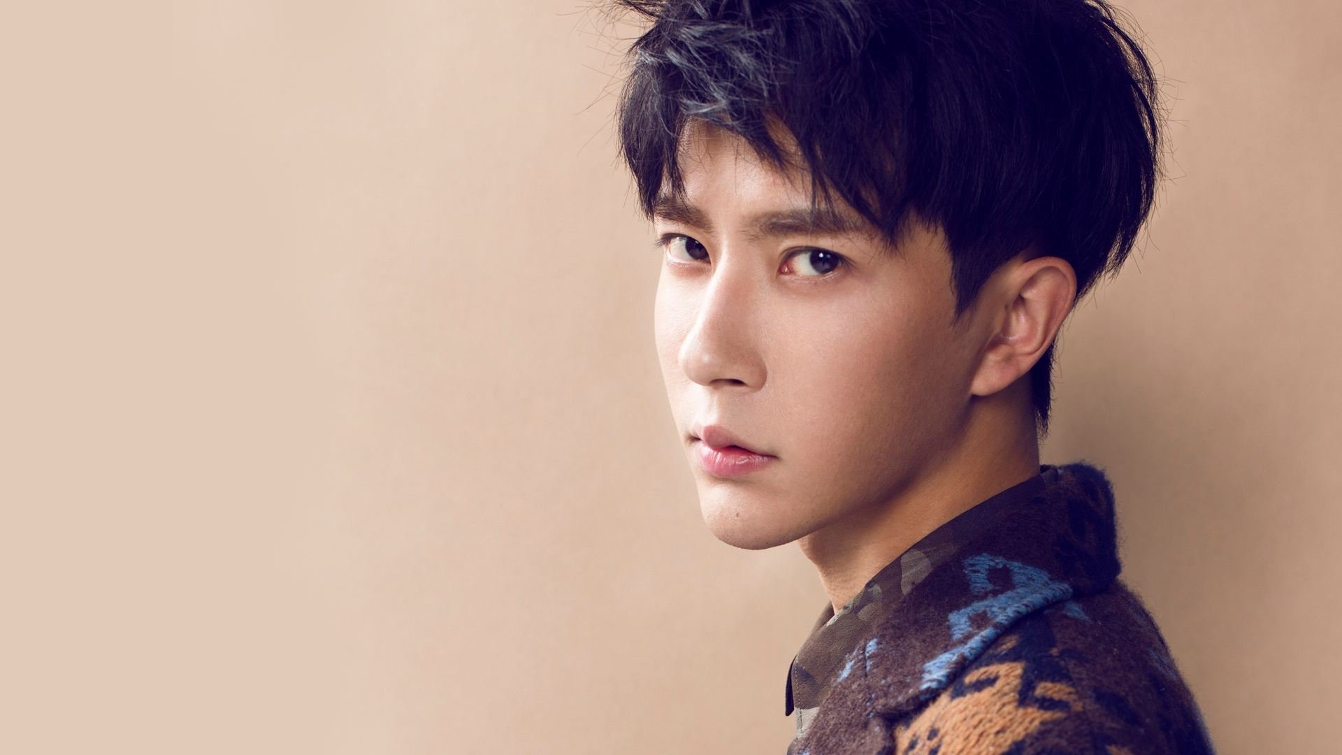 NBA总决赛焦点战，尼日利亚裔球星统治赛场，象征性踏平瑞典防线