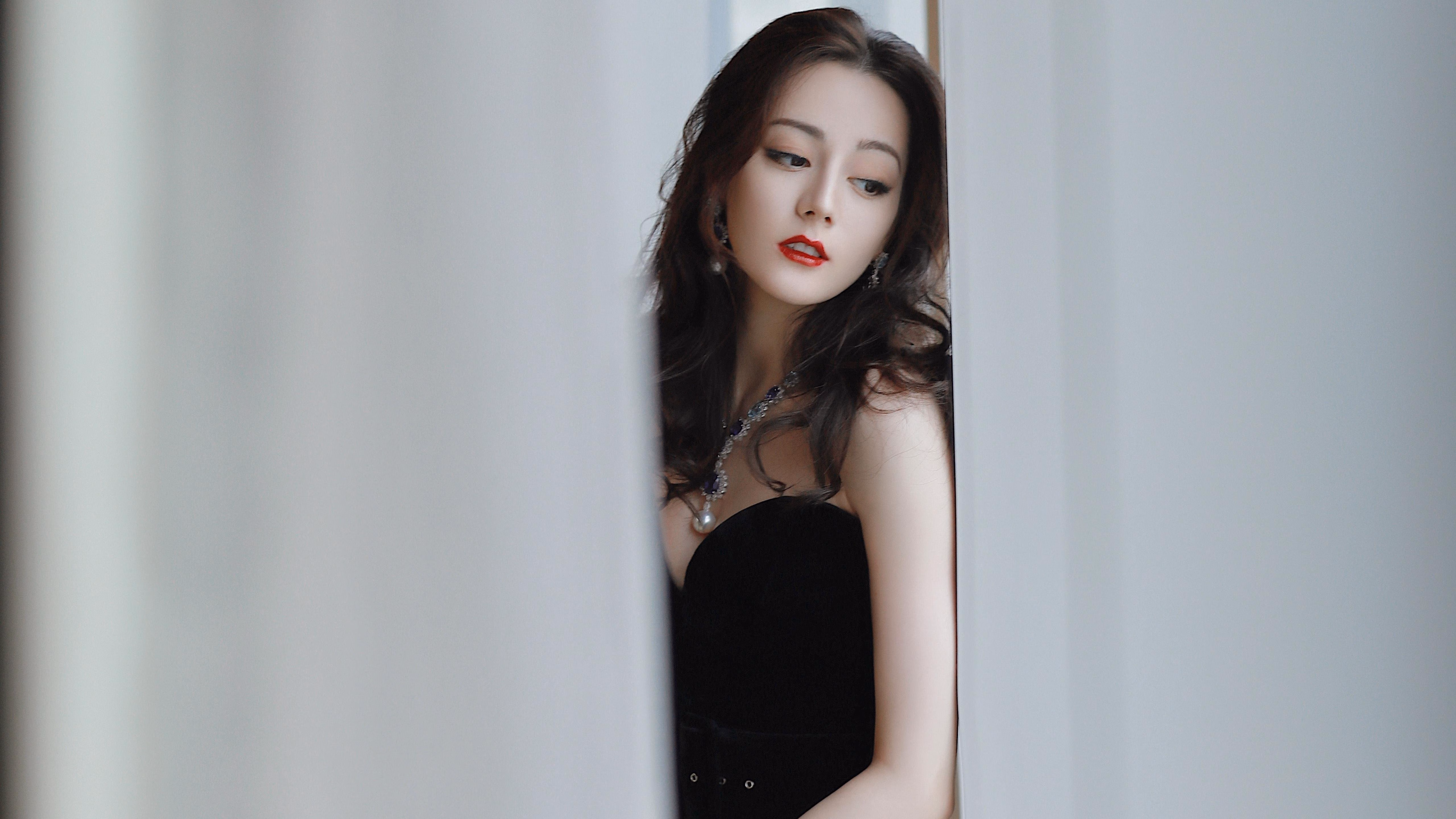 绿茵救赎夜，当拉齐奥的湛蓝照亮苏格兰的迷雾，特奥用双脚完成忏悔