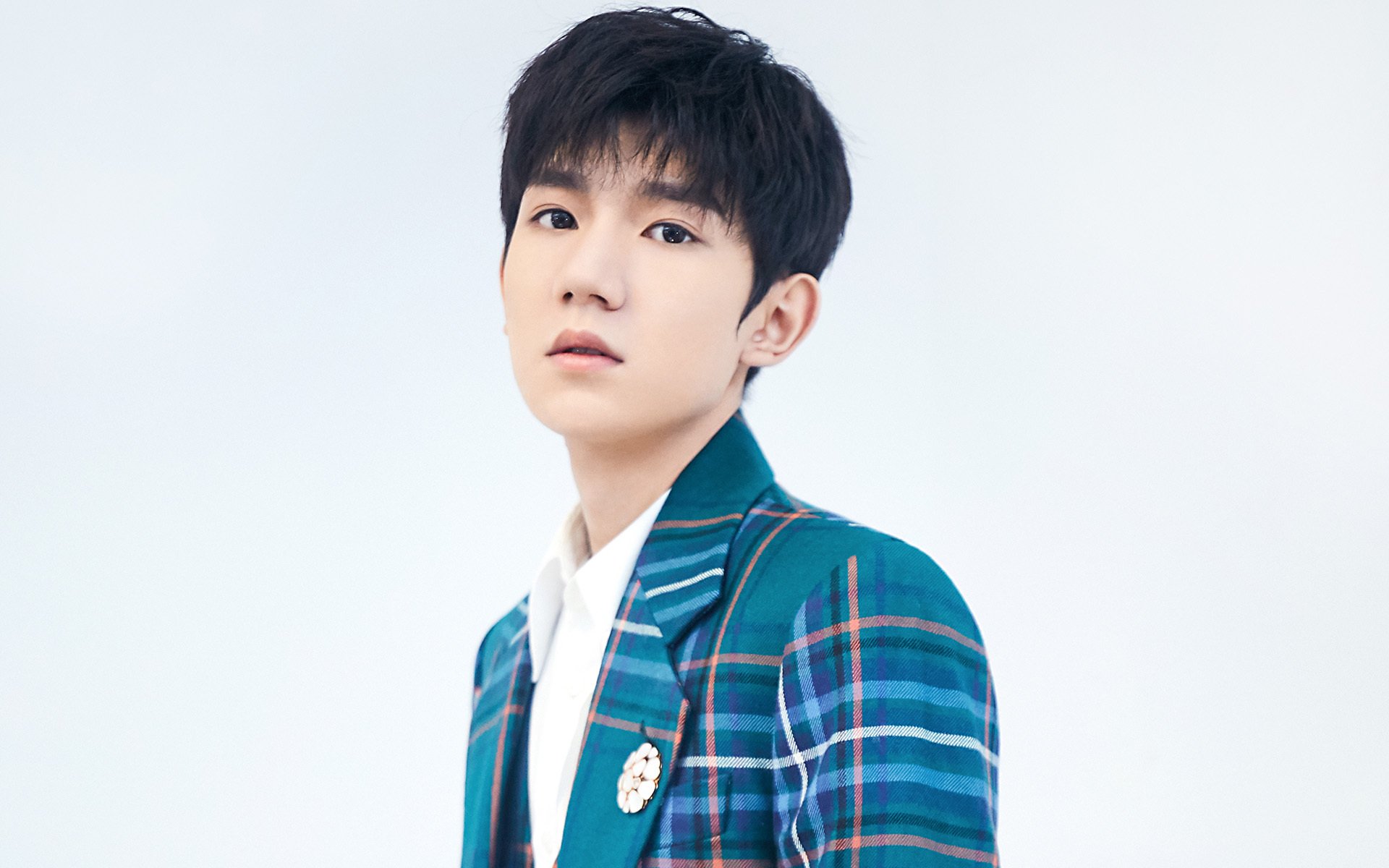 开云体育平台APP-骑士力克开拓者，库里狂轰40分，一场个人英雄主义的胜利