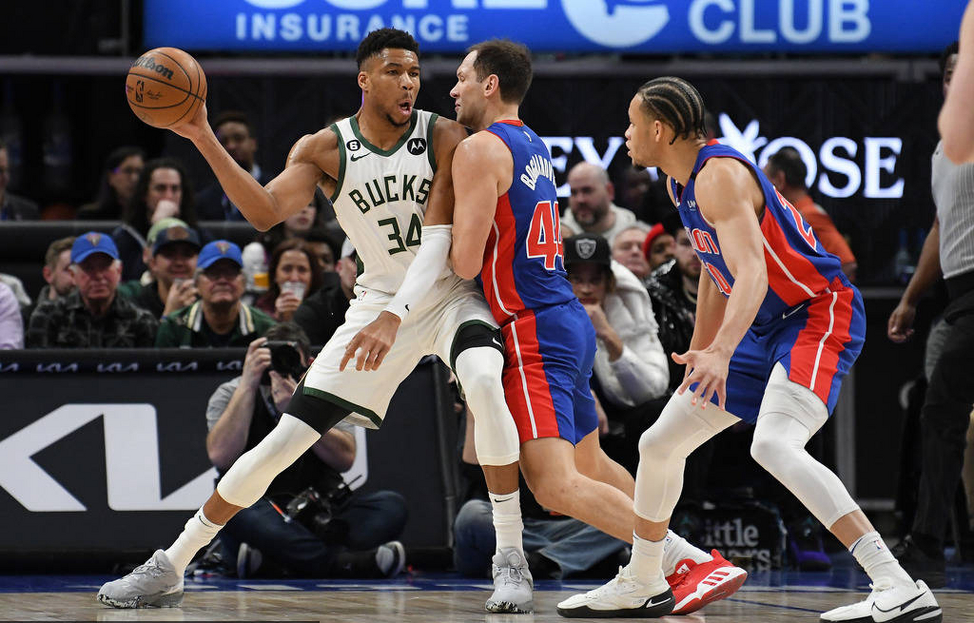 小贾伦比赛走势一手掌控,活塞淘汰雄鹿 小贾伦比赛走势一手掌控,活塞淘汰雄鹿