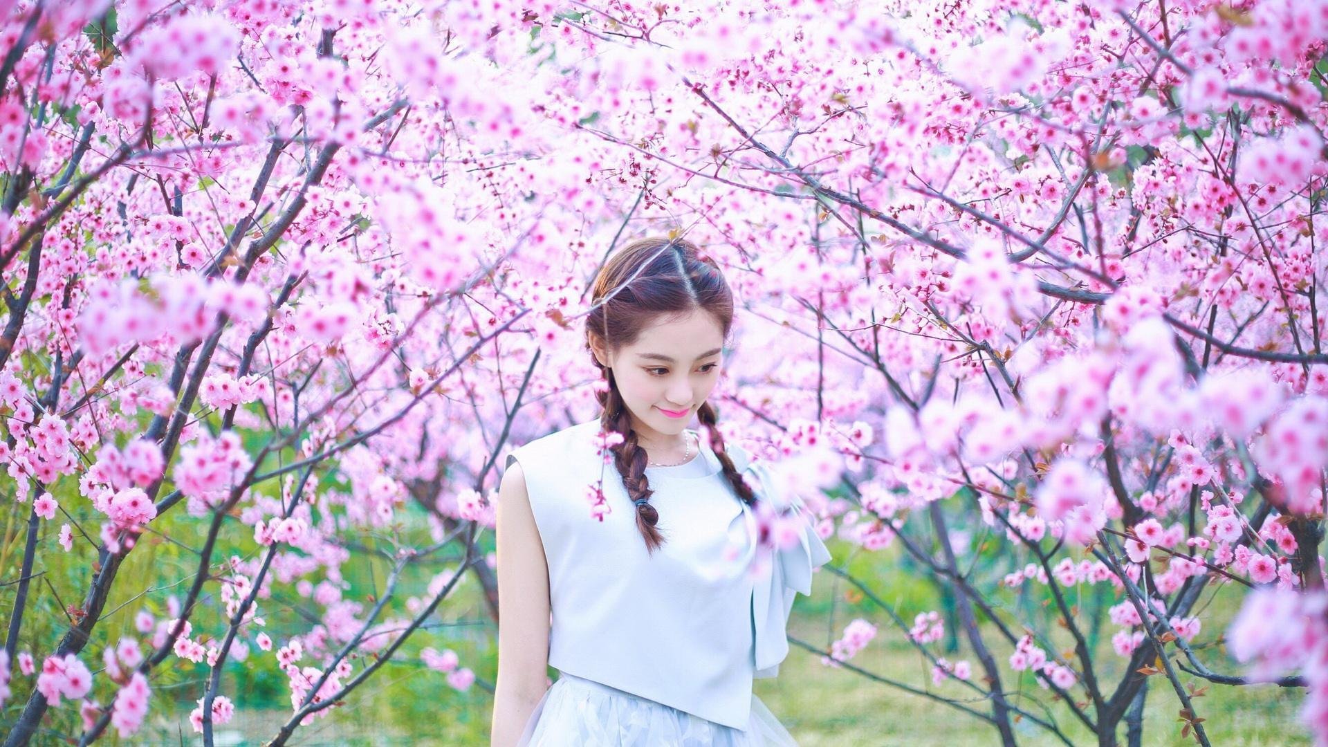 西甲国家德比之夜，阿劳霍点燃赛场