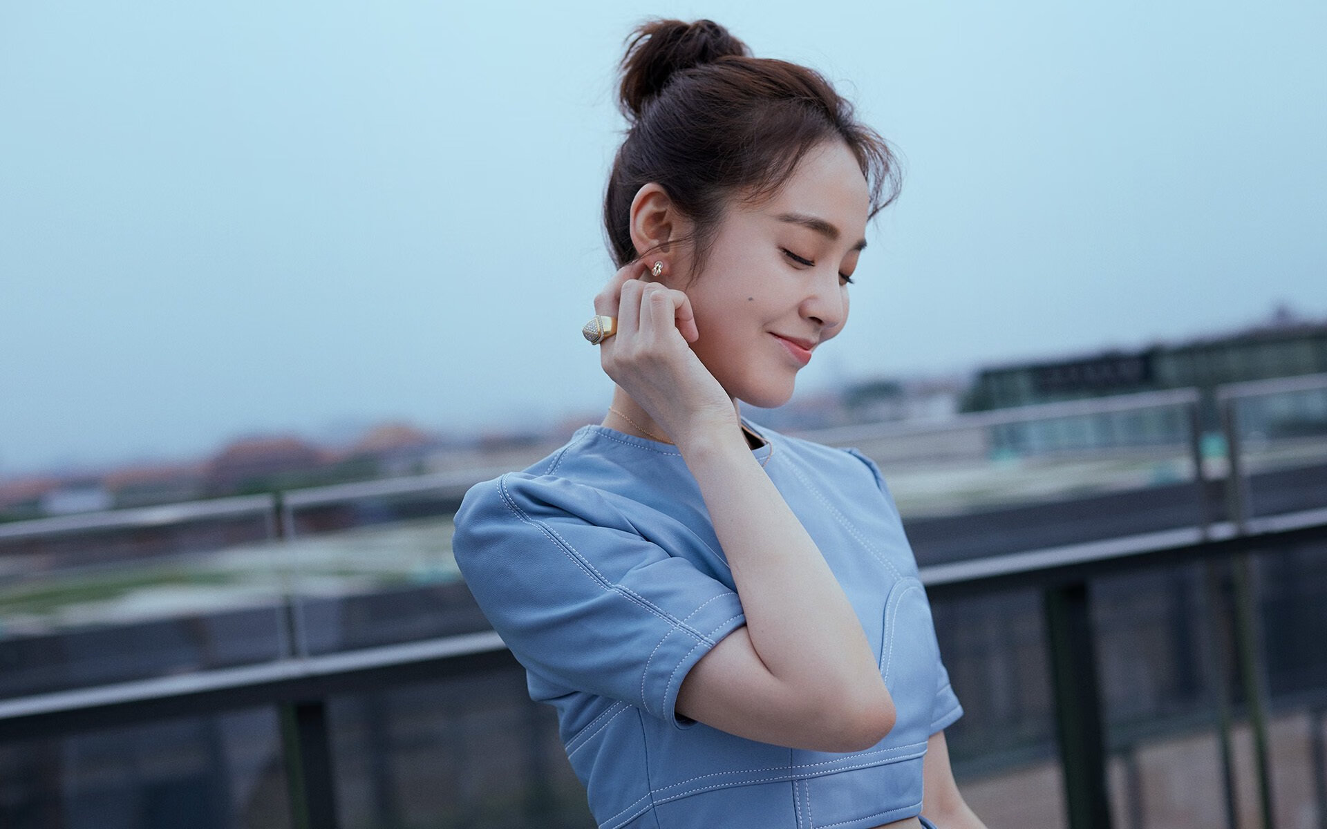 爵士新王诞生!米切尔40分撕裂深圳队防线