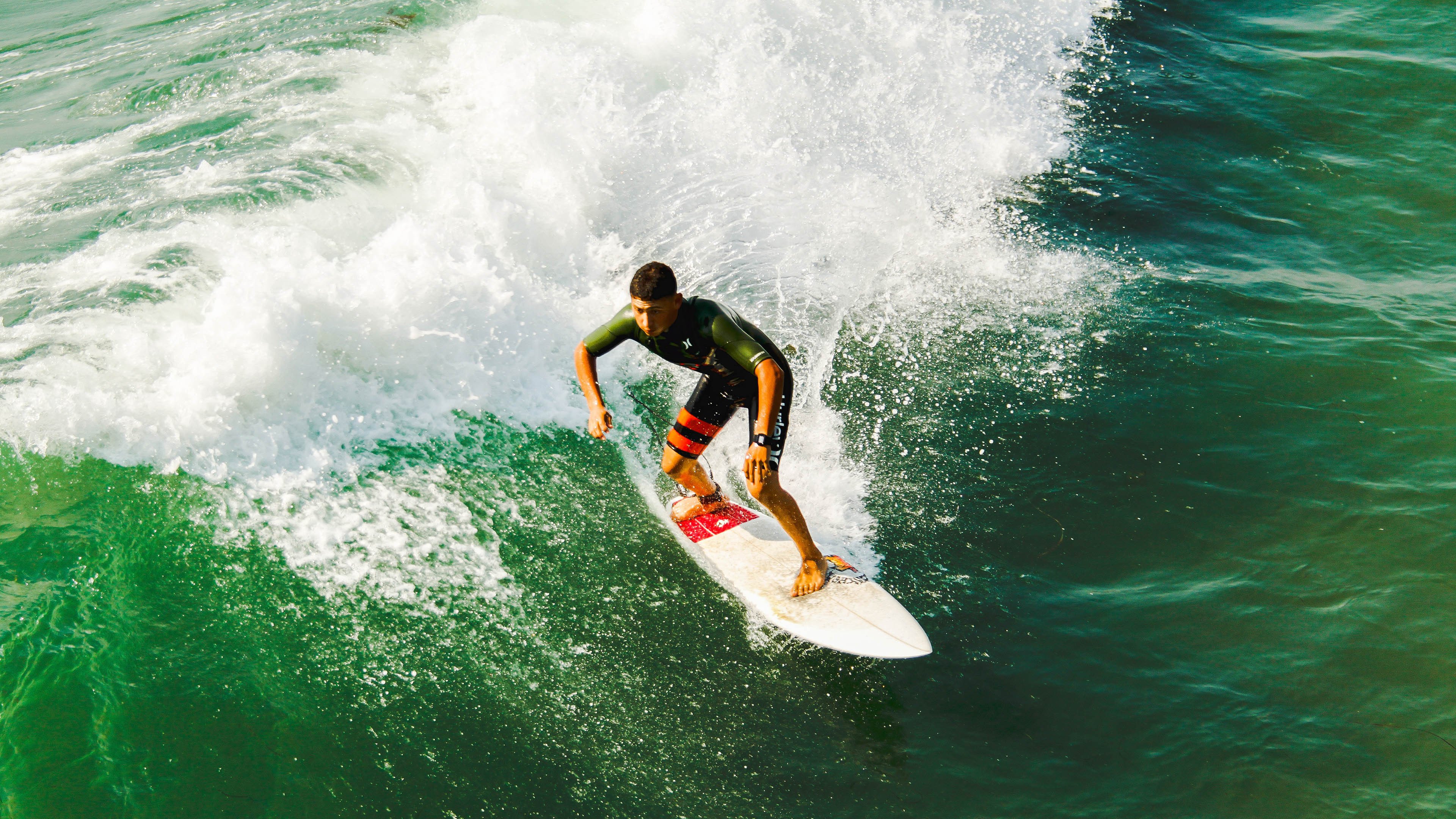 开云体育官网-中场魔术师，若日尼奥掌控巴西与里昂的对决