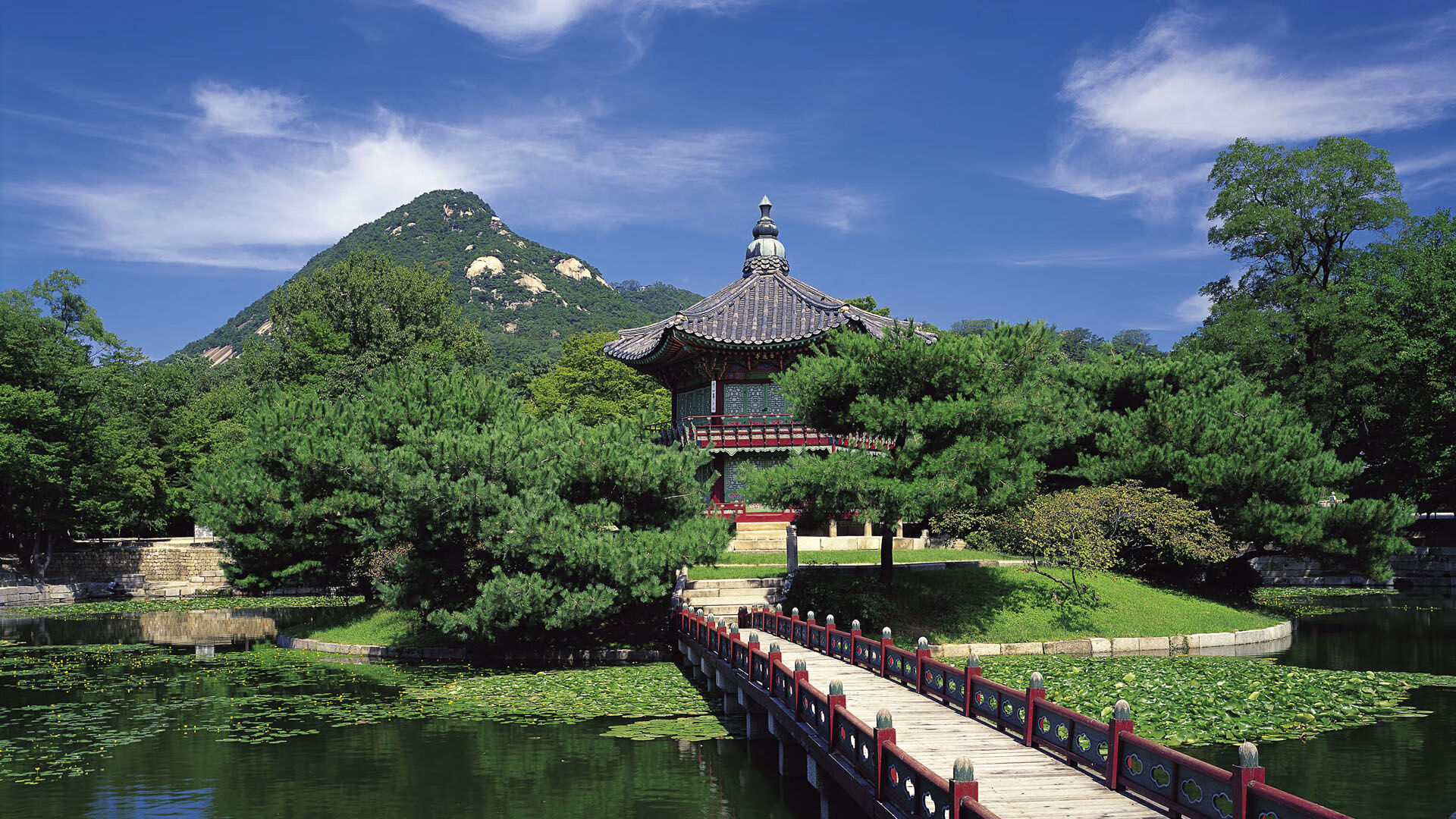 阿诺德上帝视角助攻戴帽,哥伦比亚碾压智利挺进八强!2026世界杯再演神级名局